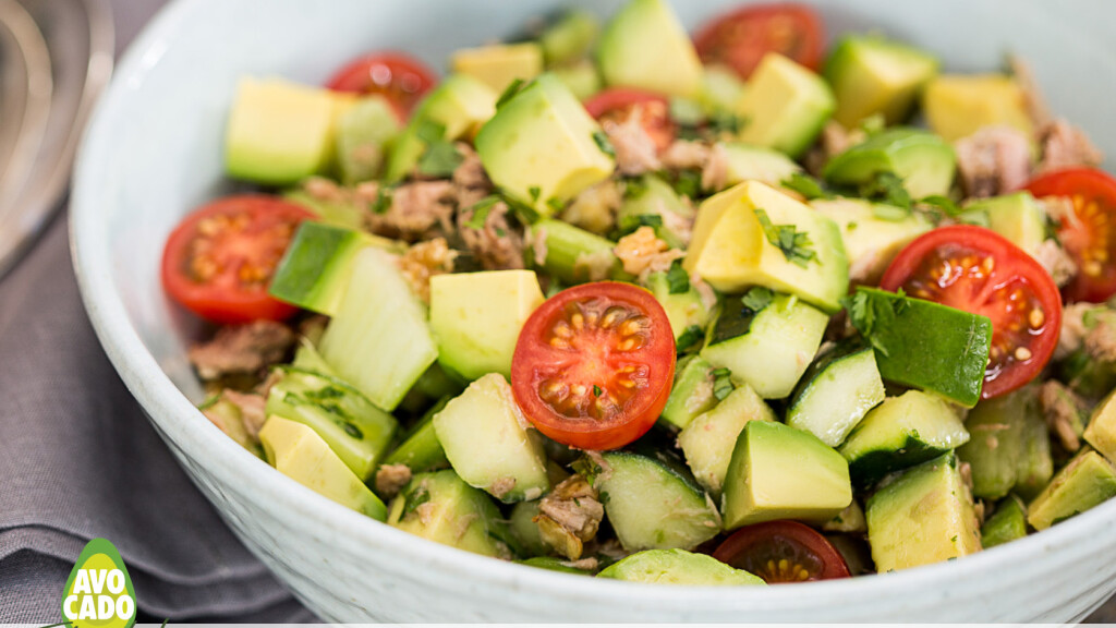 Insalata waldorf tonno e avocado - Insalata waldorf tonno e avocado