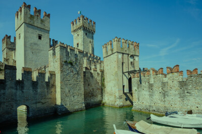 Sirmione, la perla del Lago di Garda tra terme e storia